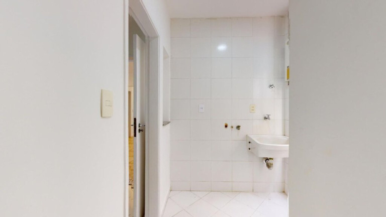 Imagem Imóvel com 2 Quartos à Venda, 79 m² em Lagoa - Rio De Janeiro Imagem Imóvel com 2 Quartos à Venda, 79 m² em Lagoa - Rio De Janeiro
