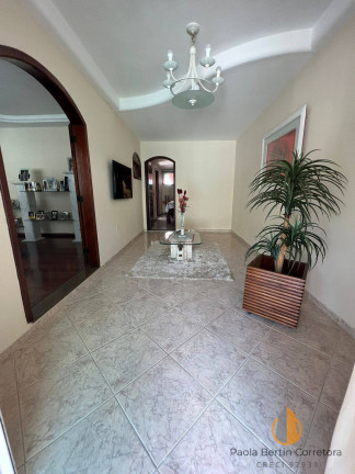 Imagem Casa com 3 Quartos à Venda, 598 m² em Centro - São Gonçalo