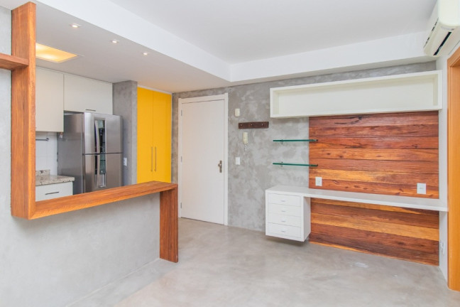 Imagem Apartamento com 1 Quarto à Venda, 56 m² em Três Figueiras - Porto Alegre