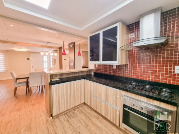 Imagem Casa com 3 Quartos à Venda, 178 m² em Caxias Do Sul