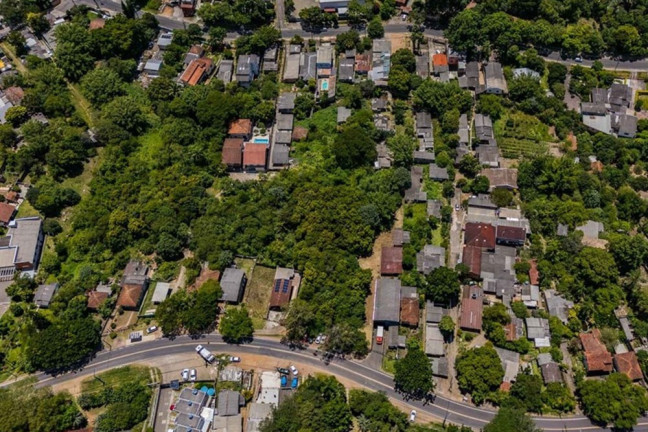 Imagem Terreno à Venda, em Vila Nova - Porto Alegre Imagem Terreno à Venda, em Vila Nova - Porto Alegre