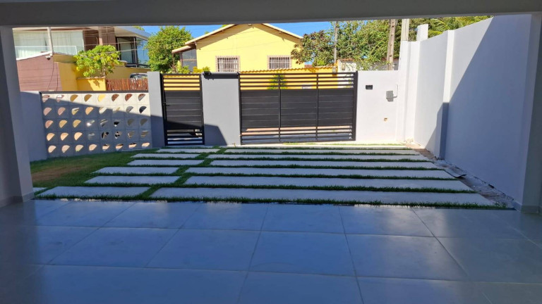Imagem Casa com 3 Quartos à Venda, 635 m² em Balneario São Pedro - São Pedro Da Aldeia