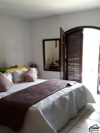 Imagem Casa com 3 Quartos à Venda, 246 m² em Jardim Três Marias - São Paulo Imagem Casa com 3 Quartos à Venda, 246 m² em Jardim Três Marias - São Paulo