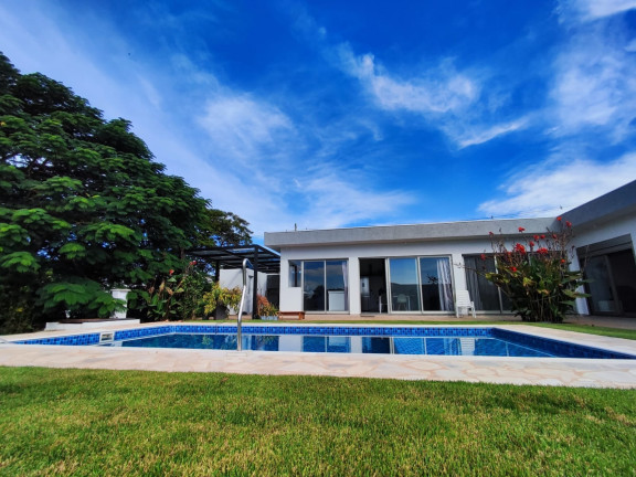 Casa com 3 Quartos à Venda, 308 m² em Torninos - Cesário Lange