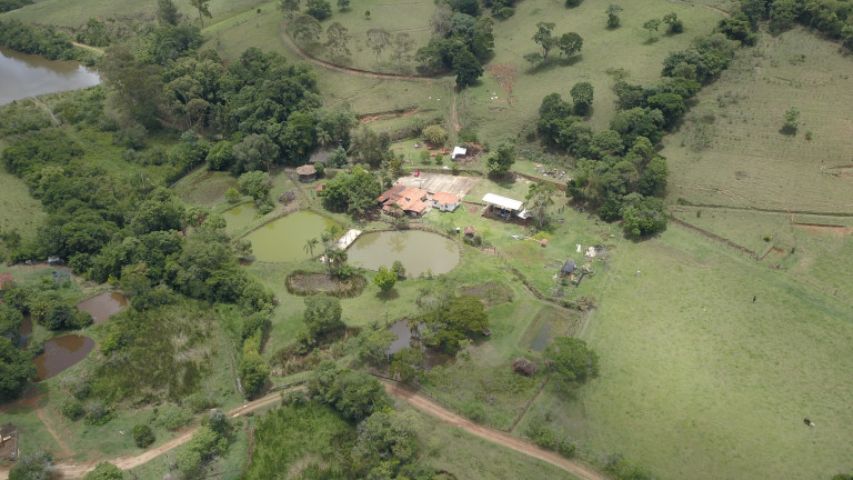 Imagem Imóvel com 2 Quartos à Venda, 20.000 m² em Souza Lima - Poços De Caldas Imagem Imóvel com 2 Quartos à Venda, 20.000 m² em Souza Lima - Poços De Caldas