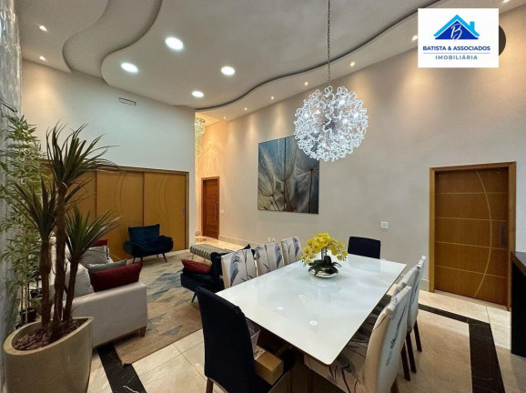 Casa com 3 Quartos à Venda, 216 m² em Swiss Park - Campinas