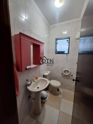 Imagem Casa com 3 Quartos à Venda, 141 m² em Vila Scarpelli - Santo André Imagem Casa com 3 Quartos à Venda, 141 m² em Vila Scarpelli - Santo André