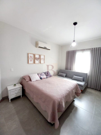 Imagem Casa com 3 Quartos à Venda, 220 m² em Recanto De Itaipuaçu (itaipuaçu) - Maricá Imagem Casa com 3 Quartos à Venda, 220 m² em Recanto De Itaipuaçu (itaipuaçu) - Maricá