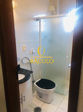 Imagem Sobrado com 3 Quartos à Venda, 190 m² em Vila Valença - São Vicente
