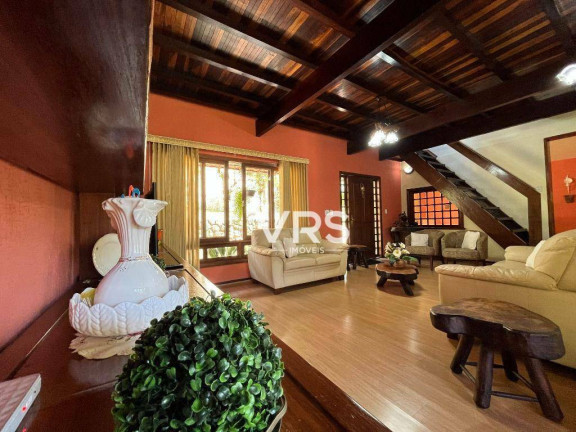 Casa com 5 Quartos à Venda, 208 m² em Carlos Guinle - Teresópolis