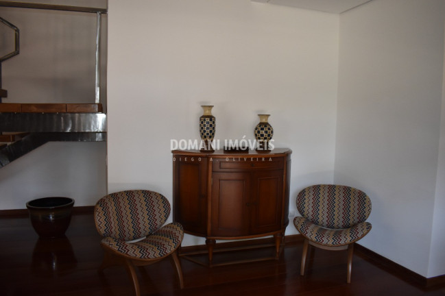Imagem Imóvel com 4 Quartos à Venda, 492 m² em Região De Capivari - Campos Do Jordão Imagem Imóvel com 4 Quartos à Venda, 492 m² em Região De Capivari - Campos Do Jordão