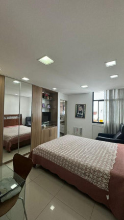 Imagem Apartamento com 3 Quartos à Venda, 157 m² em Espinheiro - Recife