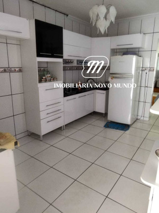 Imagem Casa com 3 Quartos à Venda, 250 m² em Segismundo Pereira - Uberlândia