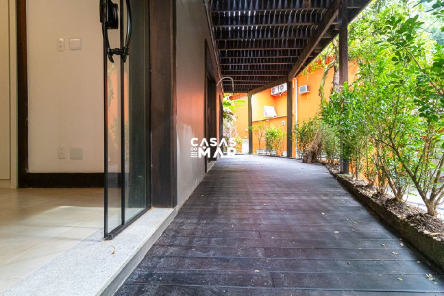 Imagem Casa com 5 Quartos à Venda, 384 m² em São Conrado - Rio De Janeiro Imagem Casa com 5 Quartos à Venda, 384 m² em São Conrado - Rio De Janeiro