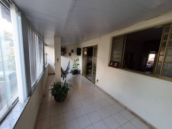 Imagem Casa com 3 Quartos à Venda, 216 m² em Paraíso - Belo Horizonte