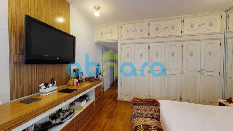 Imagem Apartamento com 3 Quartos à Venda, 180 m² em Copacabana - Rio De Janeiro Imagem Apartamento com 3 Quartos à Venda, 180 m² em Copacabana - Rio De Janeiro
