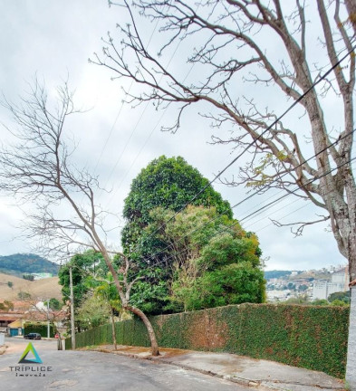 Imagem Casa com 4 Quartos à Venda, 250 m² em Bom Clima - Juiz De Fora