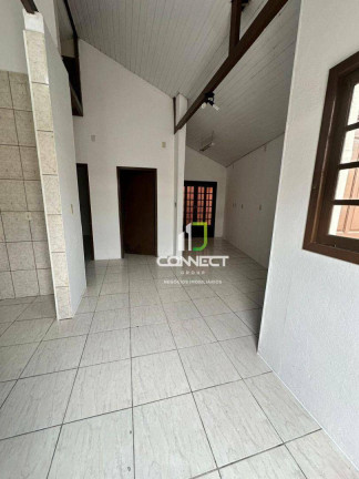 Imagem Casa com 2 Quartos para Alugar, 60 m² em São Judas - Itajaí Imagem Casa com 2 Quartos para Alugar, 60 m² em São Judas - Itajaí
