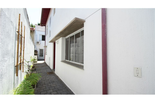 Imagem Casa com 2 Quartos à Venda, em Chácara Santo Antônio (zona Sul) - São Paulo Imagem Casa com 2 Quartos à Venda, em Chácara Santo Antônio (zona Sul) - São Paulo