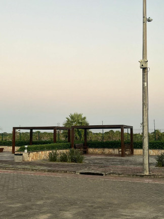 Imagem Terreno à Venda, em Lagoa Redonda - Fortaleza Imagem Terreno à Venda, em Lagoa Redonda - Fortaleza