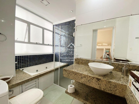 Imagem Apartamento com 3 Quartos à Venda, 170 m² em Pitangueiras - Guarujá