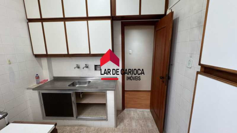 Imagem Apartamento com 2 Quartos à Venda, 71 m² em Copacabana - Rio De Janeiro