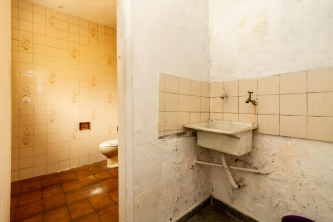 Imagem Sobrado com 8 Quartos à Venda, 260 m² em Vila Romana - São Paulo Imagem Sobrado com 8 Quartos à Venda, 260 m² em Vila Romana - São Paulo