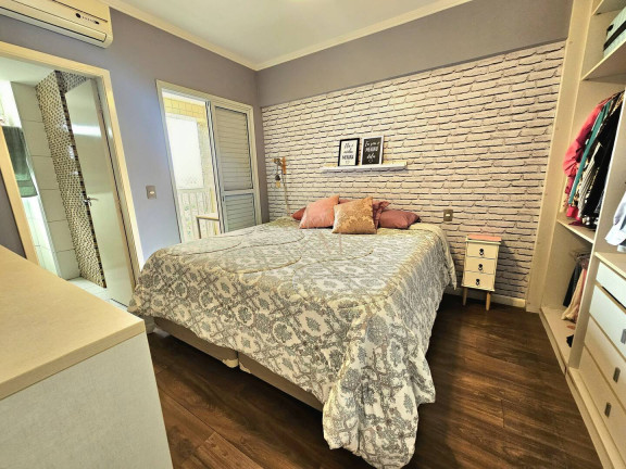 Imagem Apartamento com 3 Quartos à Venda, 111 m² em Encruzilhada - Santos