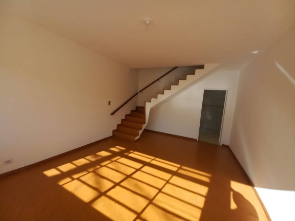 Imagem Sobrado com 3 Quartos à Venda, 147 m² em Jardim Aeroporto - São Paulo