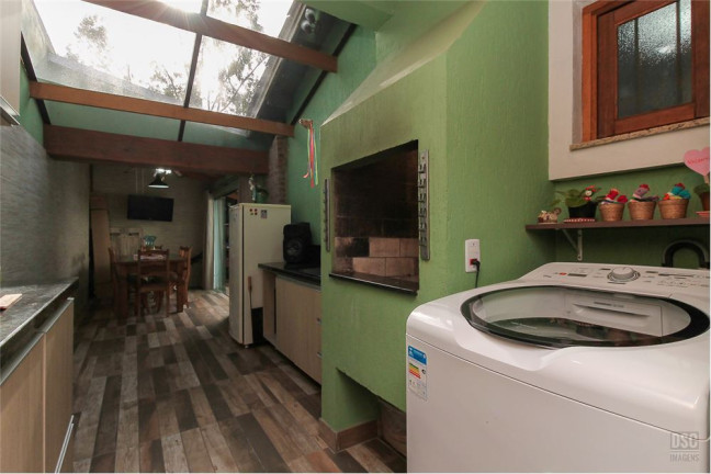 Imagem Casa com 2 Quartos à Venda, em Hípica - Porto Alegre Imagem Casa com 2 Quartos à Venda, em Hípica - Porto Alegre