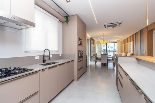 Imagem Apartamento com 3 Quartos à Venda, 126 m² em Pioneiros - Balneário Camboriú