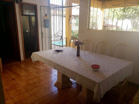 Imagem Casa com 4 Quartos à Venda, 223 m² em Jardim América - Goiânia Imagem Casa com 4 Quartos à Venda, 223 m² em Jardim América - Goiânia