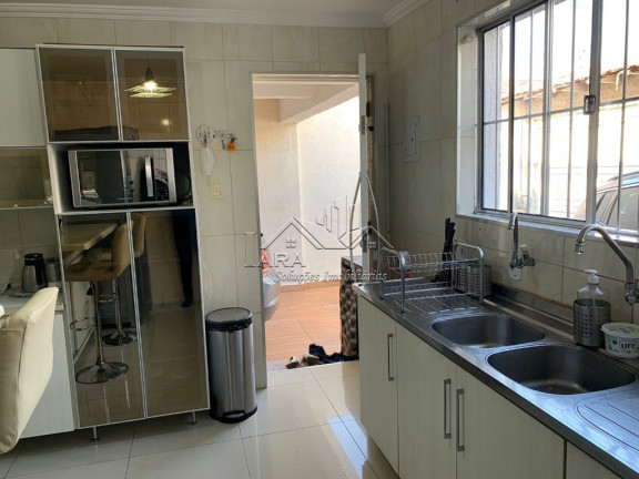 Imagem Sobrado com 3 Quartos à Venda, em Vila Domitila - São Paulo Imagem Sobrado com 3 Quartos à Venda, em Vila Domitila - São Paulo