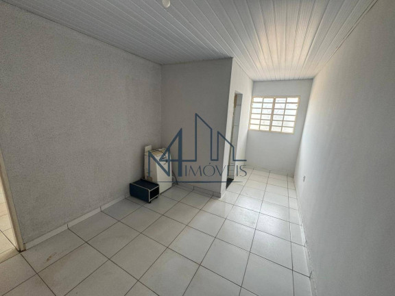 Imagem Casa de Condomínio com 4 Quartos à Venda, 220 m² em Condomínio Amin Camargo - Goiânia