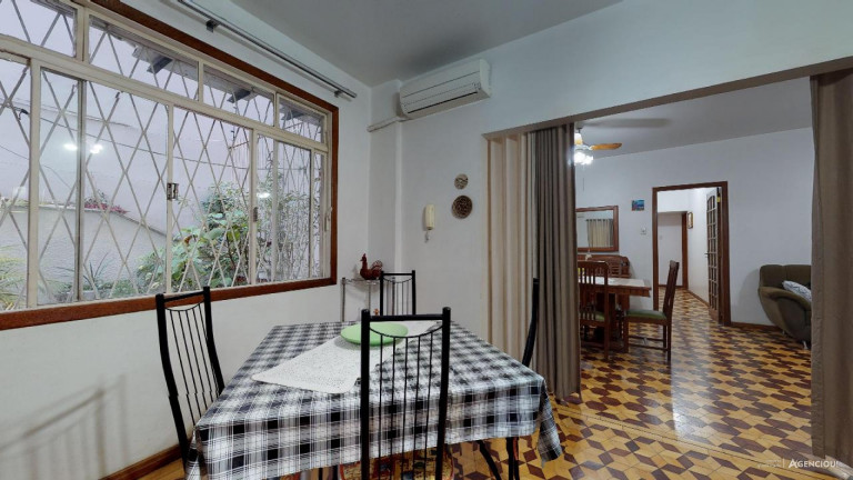Imagem Apartamento com 3 Quartos à Venda, 195 m² em Independência - Porto Alegre Imagem Apartamento com 3 Quartos à Venda, 195 m² em Independência - Porto Alegre
