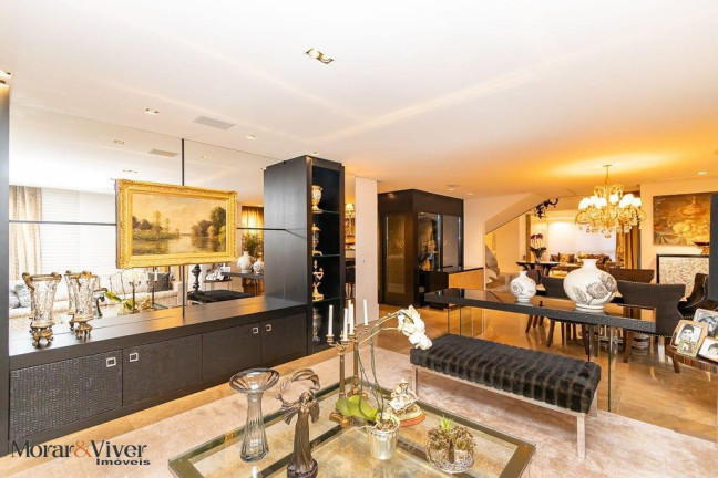 Imagem Apartamento com 3 Quartos à Venda, 791 m² em água Verde - Curitiba Imagem Apartamento com 3 Quartos à Venda, 791 m² em água Verde - Curitiba