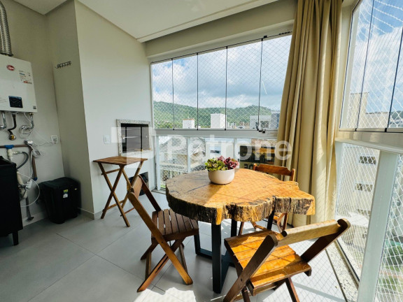 Imagem Apartamento com 2 Quartos à Venda, 65 m² em Palmas - Governador Celso Ramos