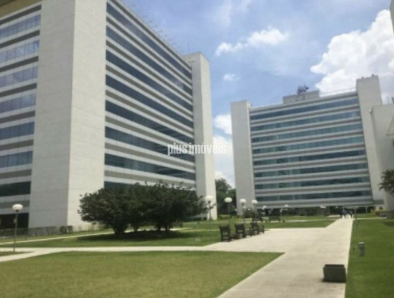Imóvel Comercial para Alugar, 2.844 m² em Jardim São Luís - São Paulo