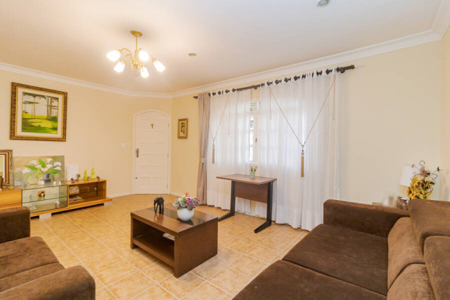 Imagem Casa com 3 Quartos à Venda, 140 m² em Guaíra - Curitiba