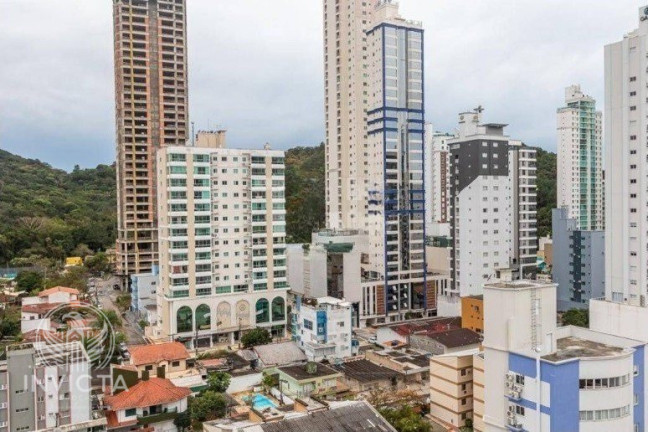 Imagem Cobertura com 3 Quartos à Venda, 196 m² em Pioneiros - Balneário Camboriú Imagem Cobertura com 3 Quartos à Venda, 196 m² em Pioneiros - Balneário Camboriú