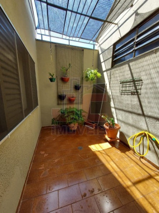 Imagem Casa com 4 Quartos à Venda, 180 m² em Campos Eliseos - Ribeirão Preto Imagem Casa com 4 Quartos à Venda, 180 m² em Campos Eliseos - Ribeirão Preto