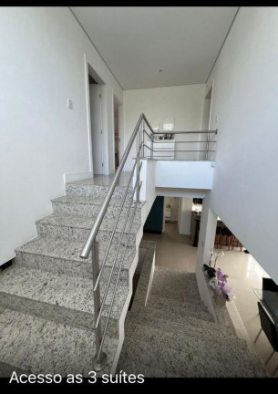 Imagem Casa à Venda, 310 m² em Pedra Branca - Palhoça Imagem Casa à Venda, 310 m² em Pedra Branca - Palhoça