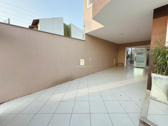 Imagem Casa com 3 Quartos à Venda, 250 m² em Colina De Laranjeiras - Serra Imagem Casa com 3 Quartos à Venda, 250 m² em Colina De Laranjeiras - Serra