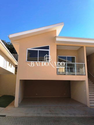 Casa com 2 Quartos para Alugar, 150 m² em Centro - Extrema