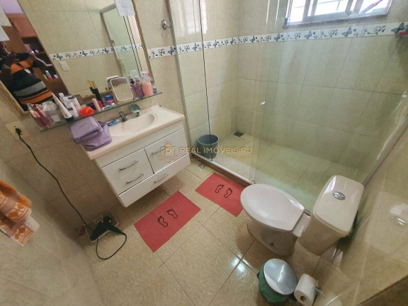Imagem Casa com 4 Quartos à Venda, 326 m² em Vila Valqueire - Rio De Janeiro Imagem Casa com 4 Quartos à Venda, 326 m² em Vila Valqueire - Rio De Janeiro