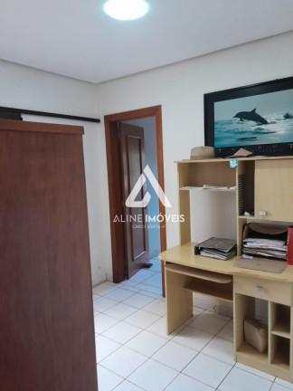 Imagem Casa com 3 Quartos à Venda, em Centro - Cruz Alta Imagem Casa com 3 Quartos à Venda, em Centro - Cruz Alta