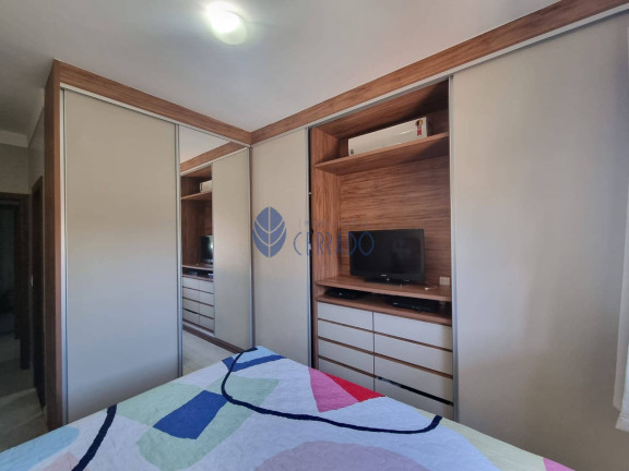 Imagem Casa com 3 Quartos à Venda, 200 m² em Jardim Itália - Anápolis