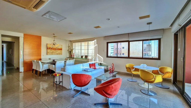Apartamento com 4 Quartos à Venda, 300 m² em Meireles - Fortaleza