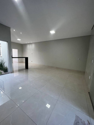 Imagem Casa com 3 Quartos à Venda, 131 m² em Santa Cruz - Cuiabá Imagem Casa com 3 Quartos à Venda, 131 m² em Santa Cruz - Cuiabá