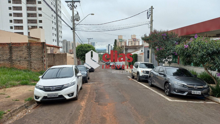 Terreno à Venda, 400 m² em Parque Jardim Europa - Bauru